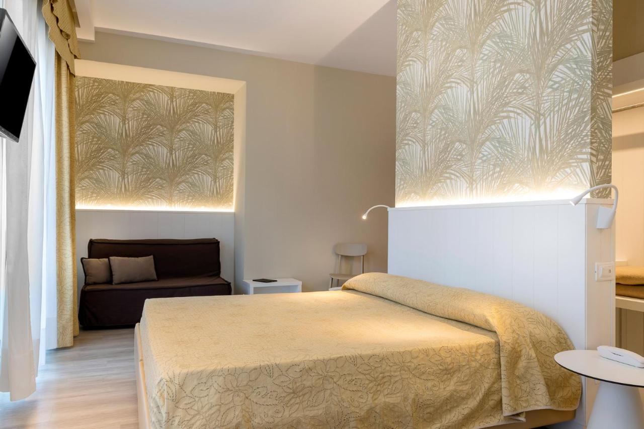 Hotel Astor Ρίμινι Εξωτερικό φωτογραφία