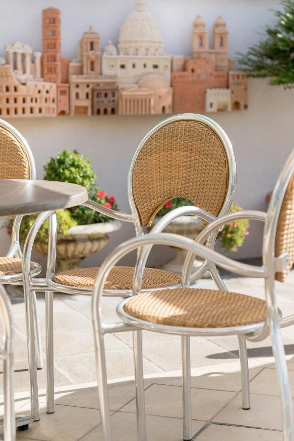 Hotel Astor Ρίμινι Εξωτερικό φωτογραφία